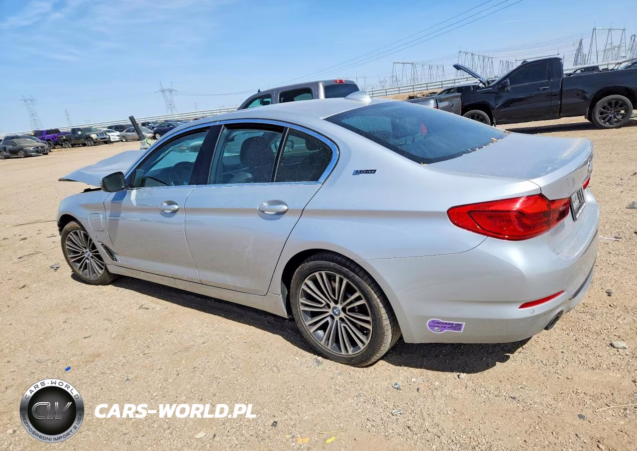 2019 BMW 530E VIN:WBAJA9C56KB389101 - 2
