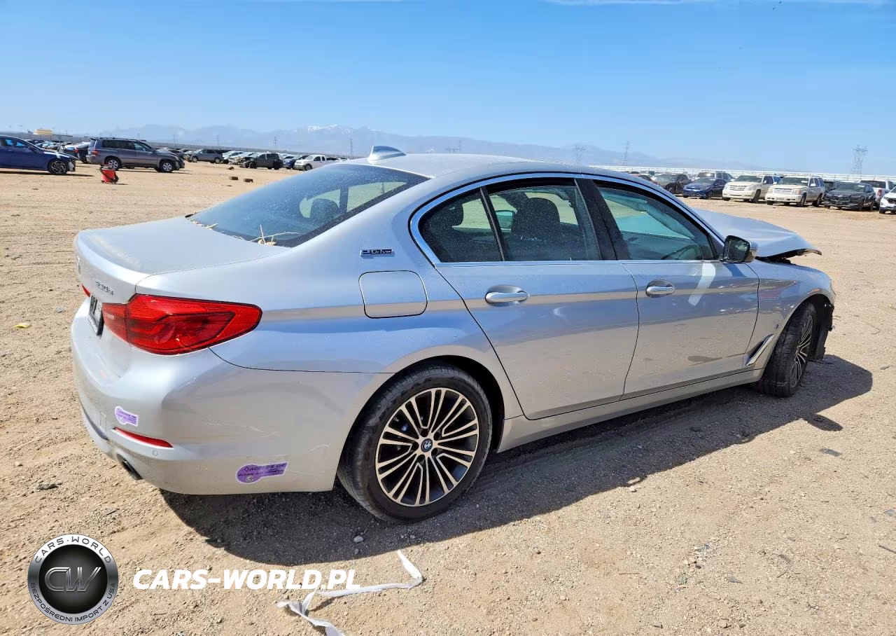 2019 BMW 530E VIN:WBAJA9C56KB389101 - 3