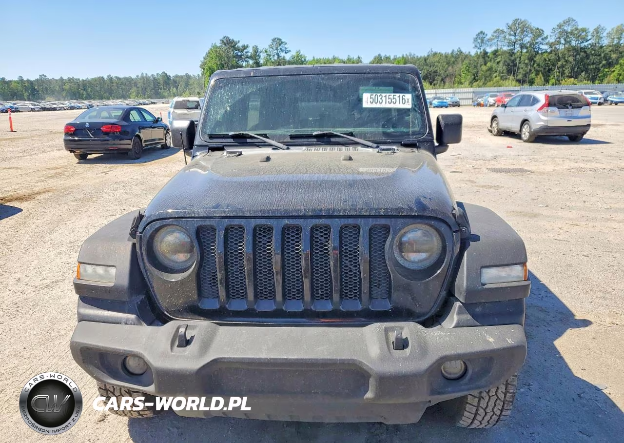 2018 Jeep Wrangler Unlimited Sport VIN:1C4HJXDG4JW219946 - 5