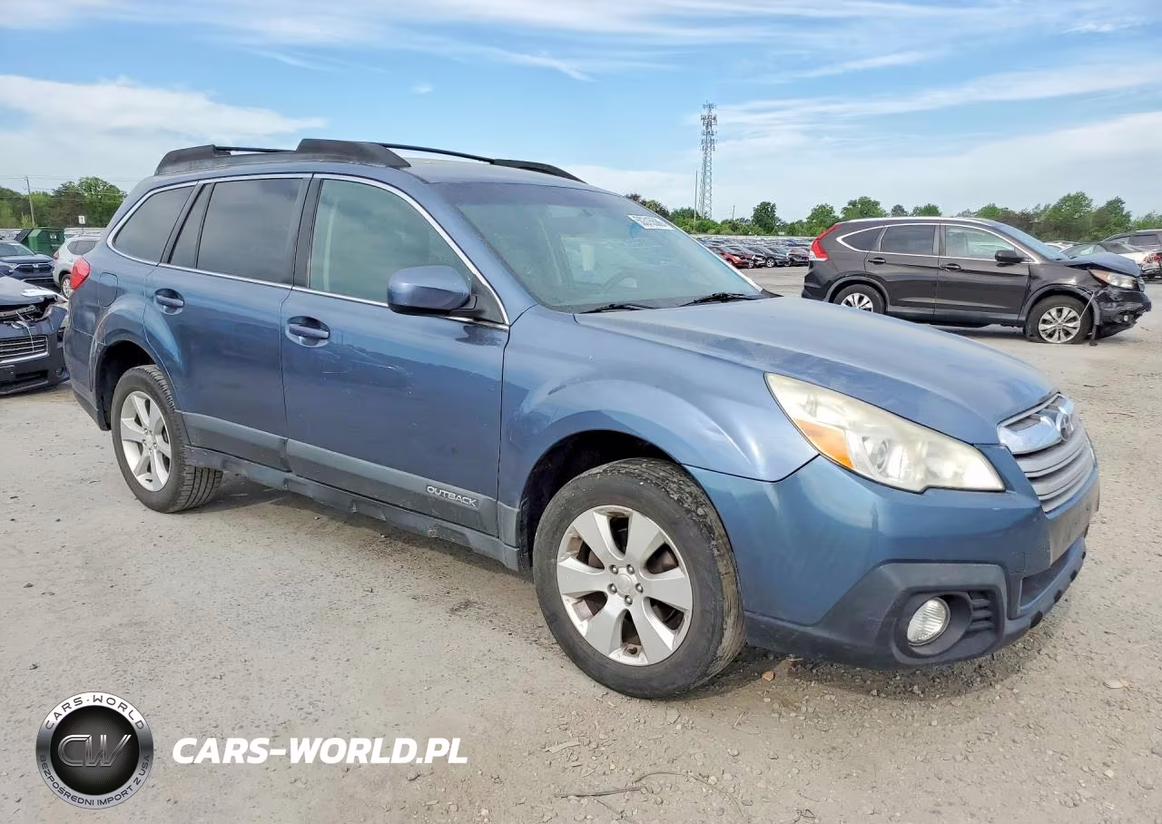 2013 Subaru Outback 2.5I Premium VIN:4S4BRBCC3D3324429 - 4