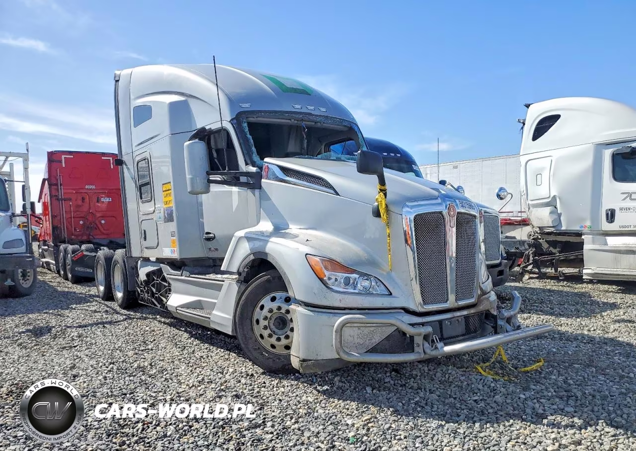 2023 Kenworth T680 Semi Truck