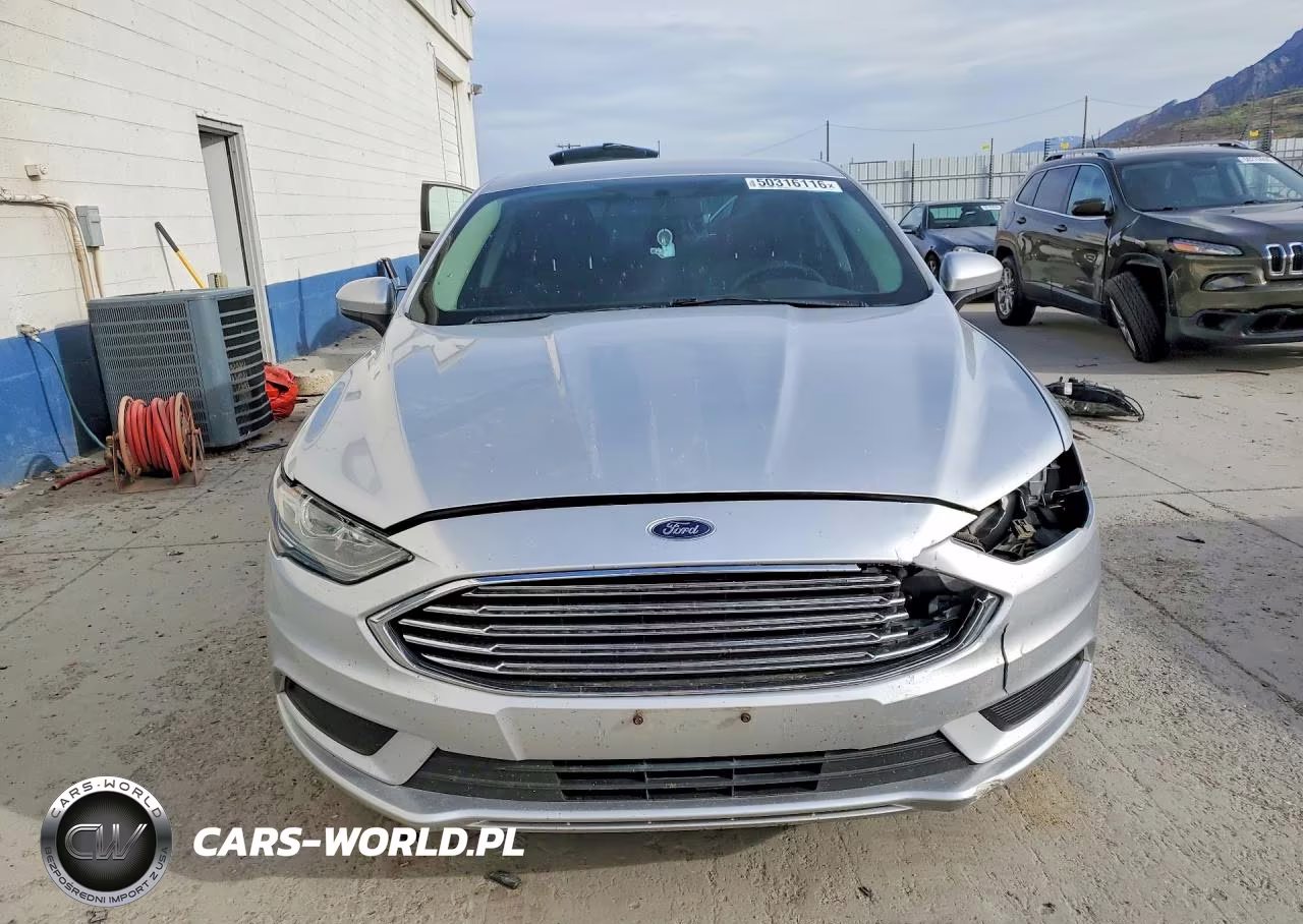 2017 Ford Fusion Se Hybrid VIN:3FA6P0LU4HR325949 - 5