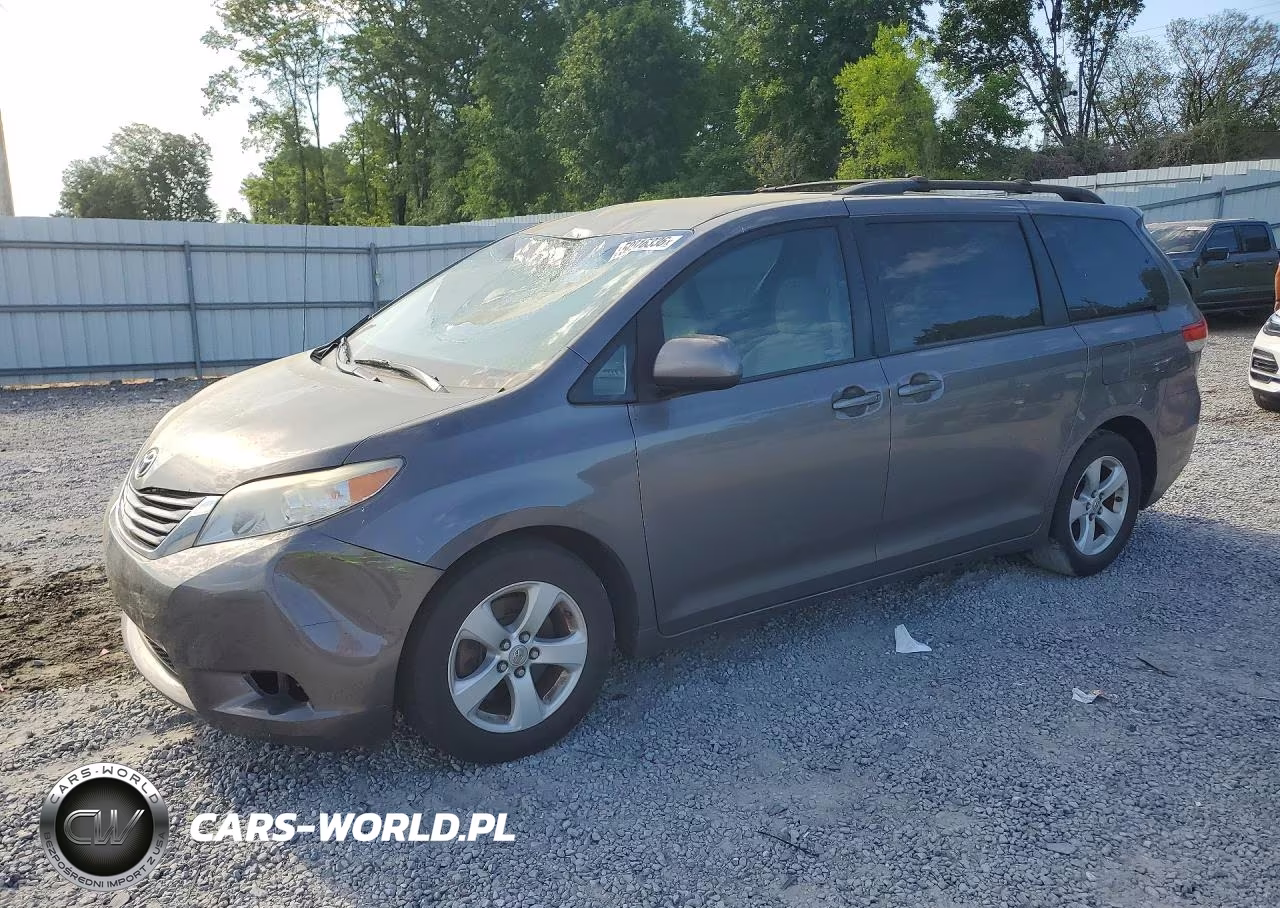 2011 Toyota Sienna Le