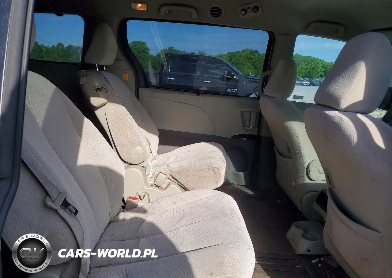 2011 Toyota Sienna Le VIN:5TDKK3DC0BS123662 - 11