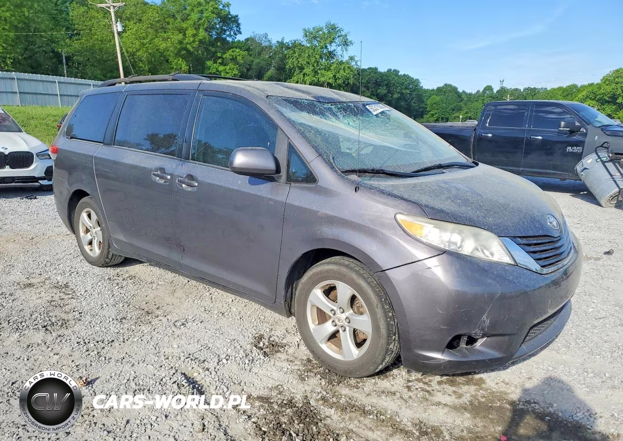 2011 Toyota Sienna Le VIN:5TDKK3DC0BS123662 - 4