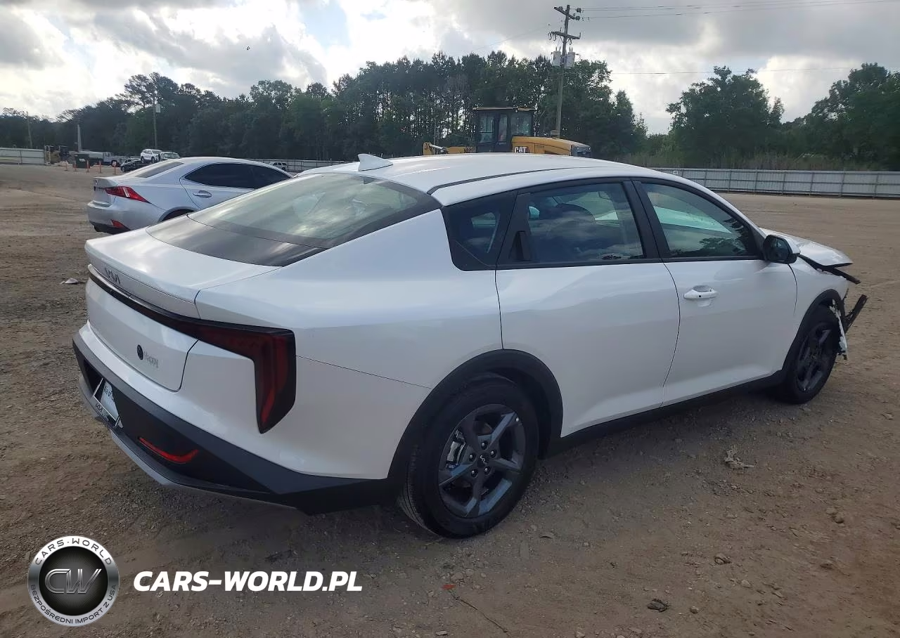 2026 Kia K4 Lxs VIN:3KPFT4DEXTE317021 - 3