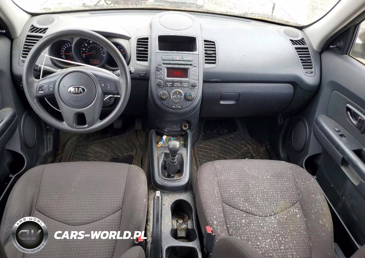 2013 Kia Soul Base VIN:KNDJT2A51D7555814 - 8