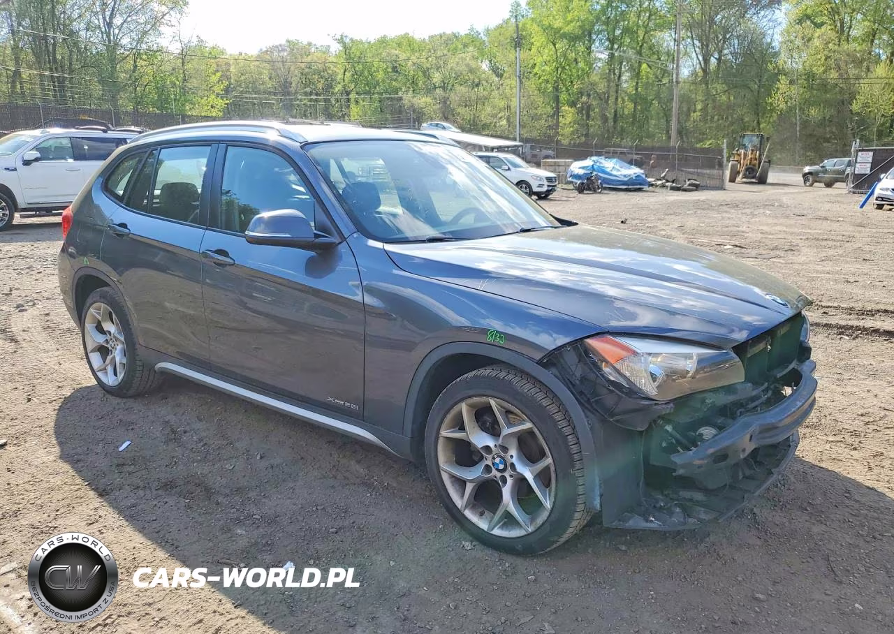 2015 BMW X1 xDrive28I VIN:WBAVL1C56FVY34289 - 4