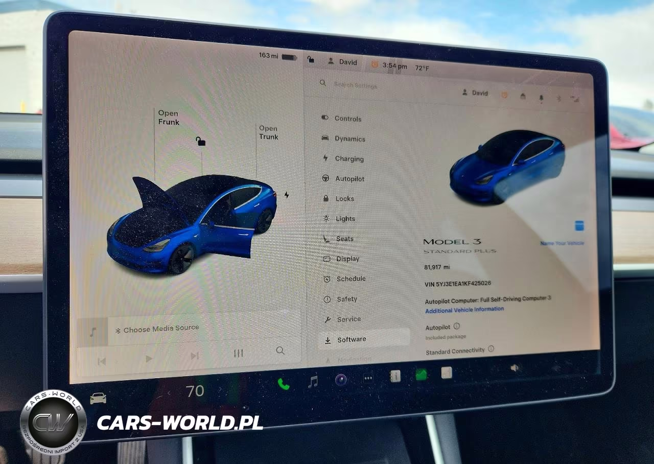 2019 Tesla Model 3 VIN:5YJ3E1EA1KF425026 - 9