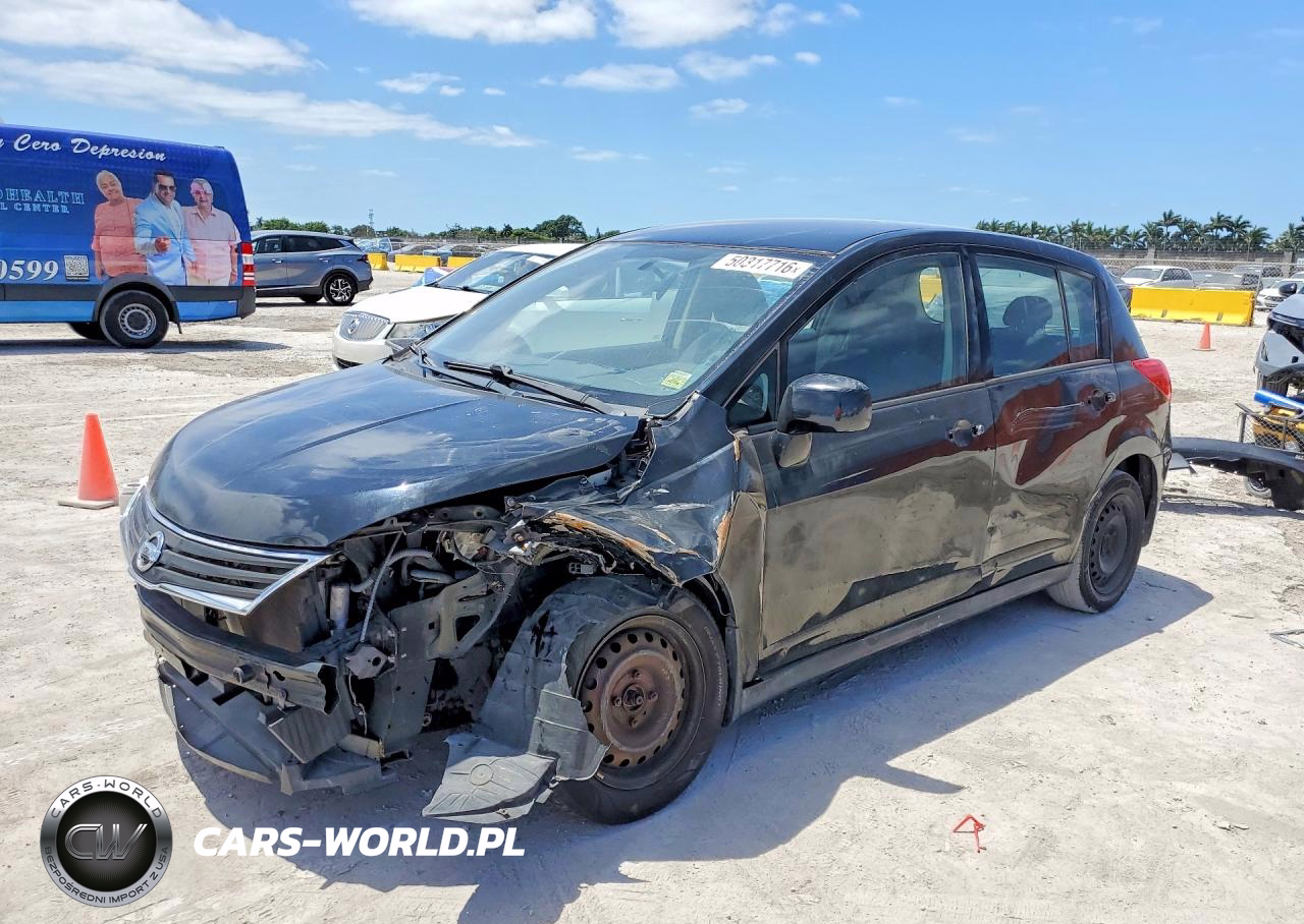2010 Nissan Versa 1.8 S