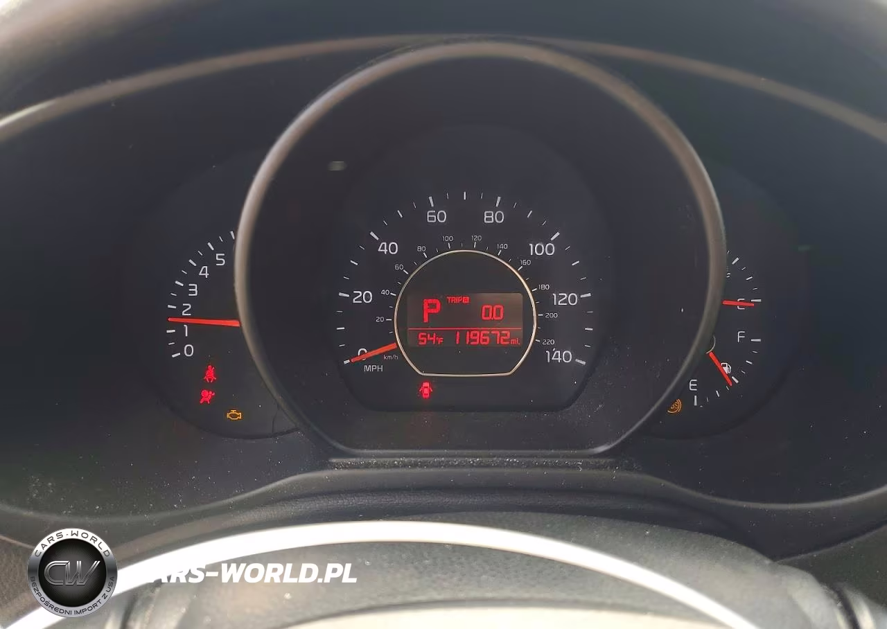 2014 Kia Soul + VIN:KNDJP3A52E7073199 - 9