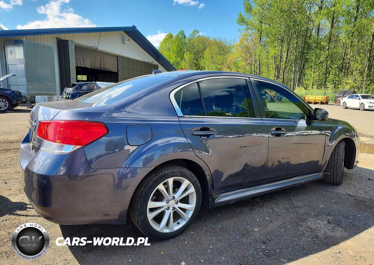 2014 Subaru Legacy 2.5I Premium VIN:4S3BMCF6XE3018442 - 3