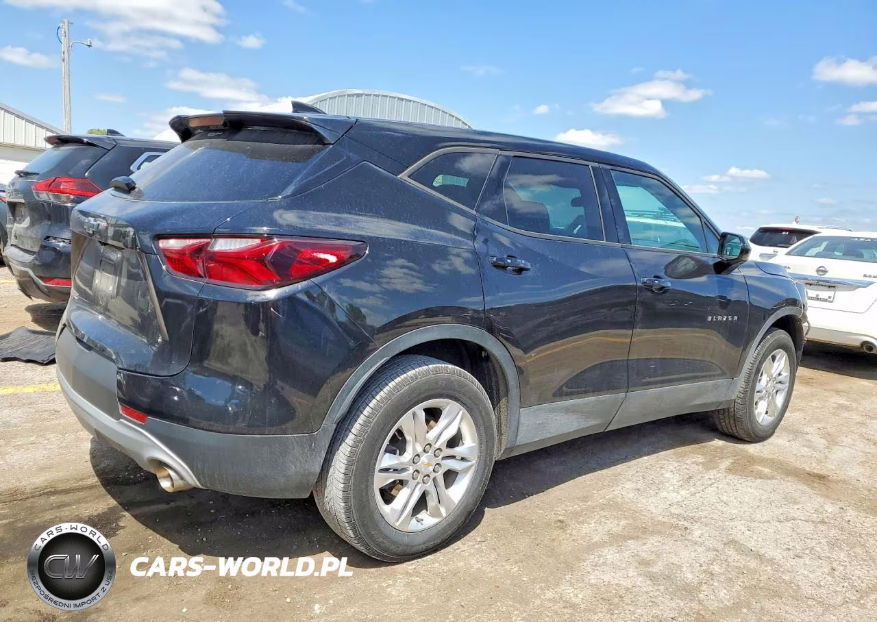 2021 Chevrolet Blazer 2Lt VIN:3GNKBCRS4MS571618 - 3