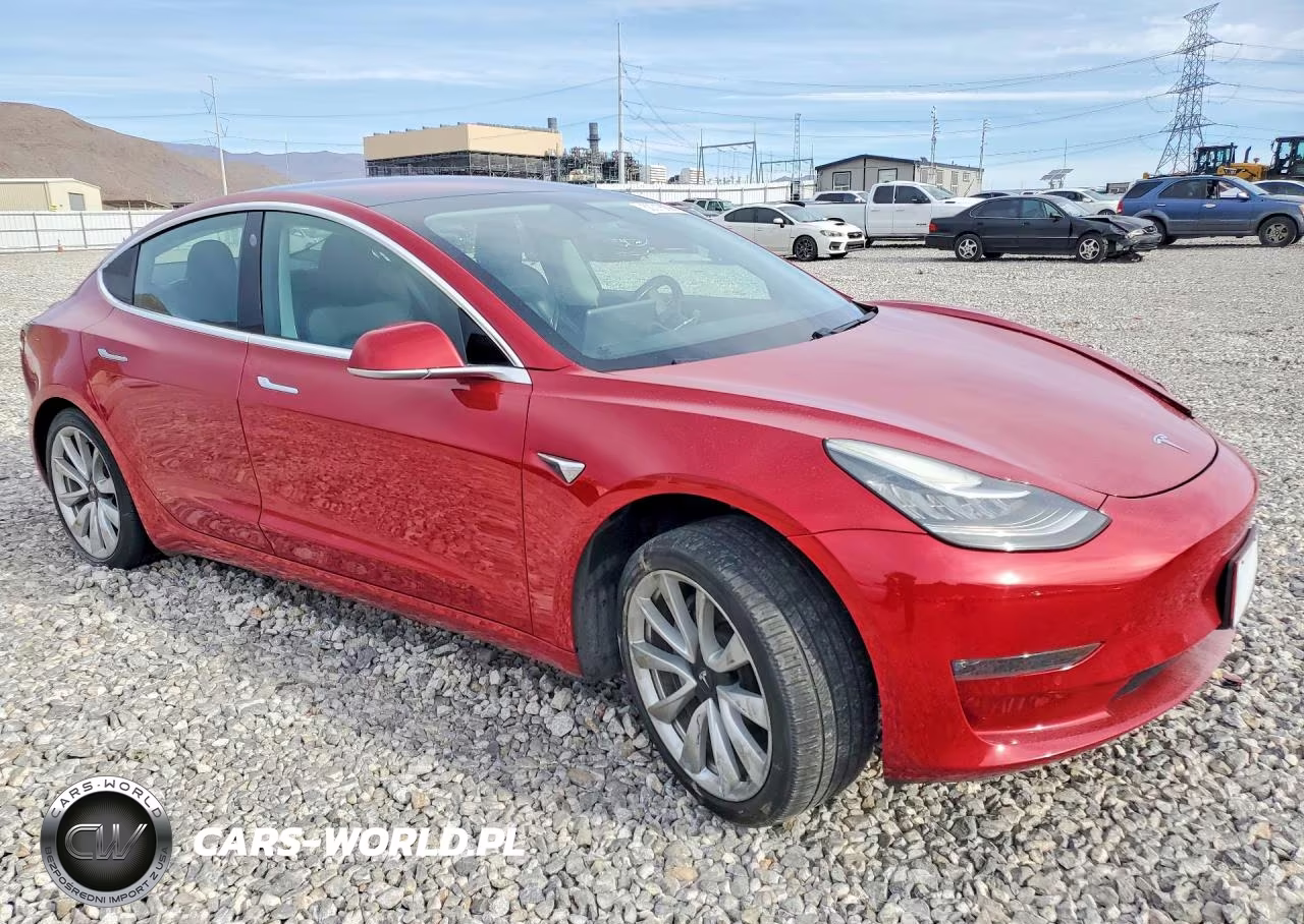 2018 Tesla Model 3 VIN:5YJ3E1EA5JF024416 - 4