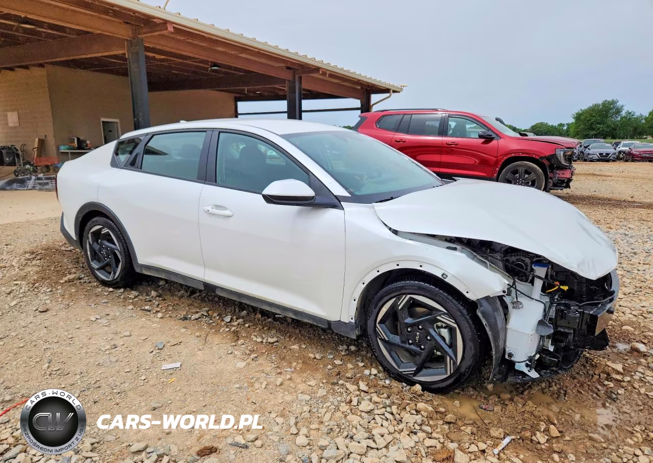 2025 Kia K4 Ex VIN:3KPFU4DE8SE168166 - 4