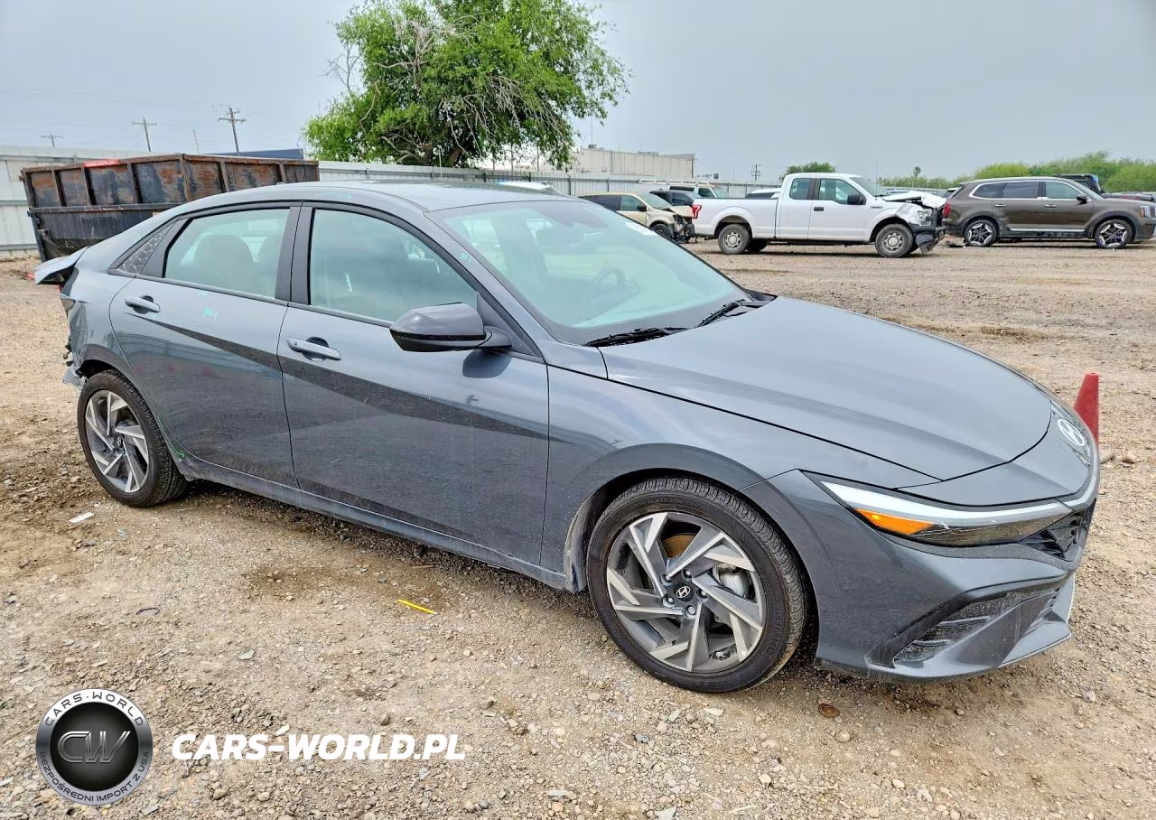 2025 Hyundai Elantra Sel Sport VIN:KMHLM4DG9SU029603 - 4