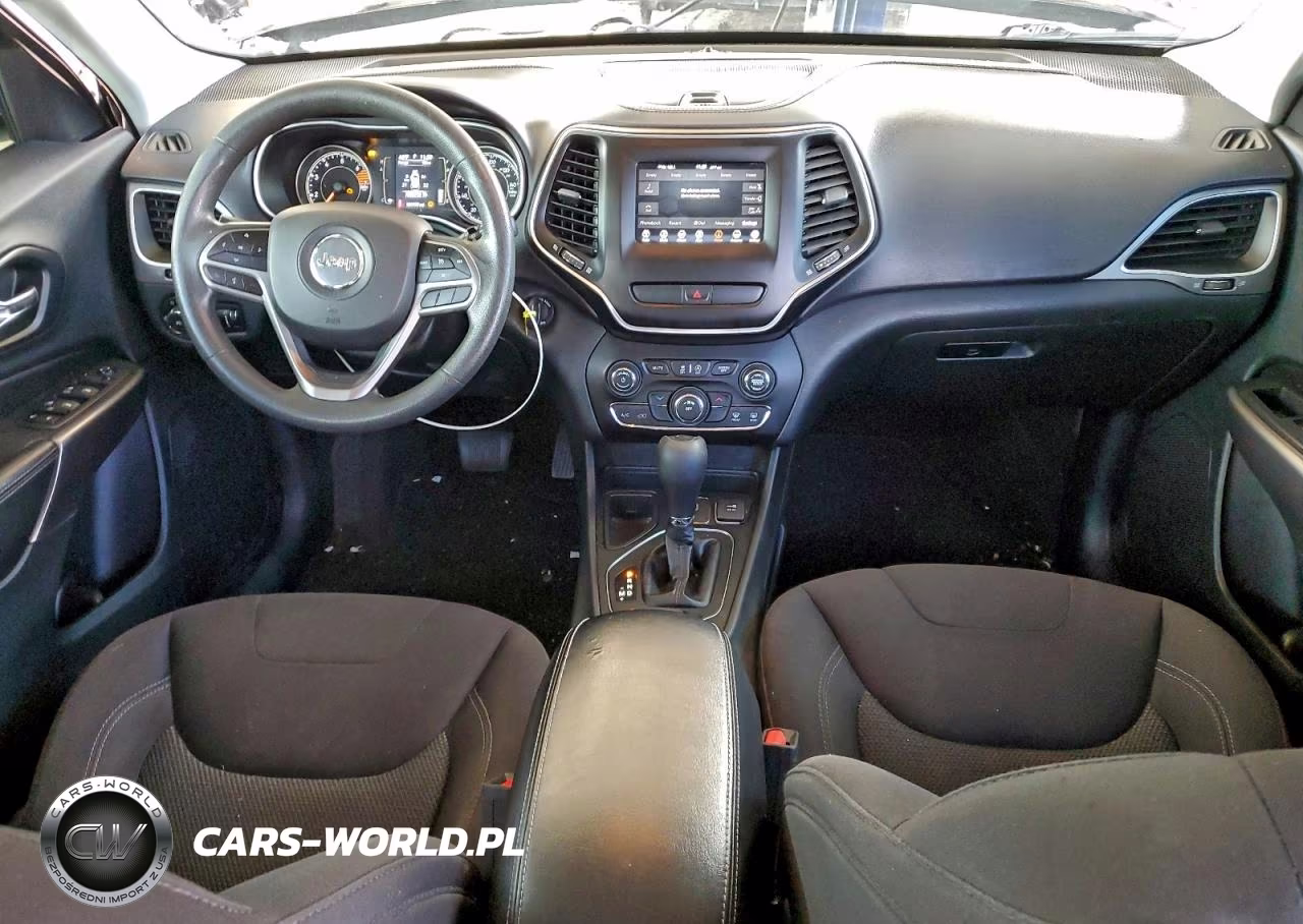 2019 Jeep Cherokee Latitude VIN:1C4PJLCB6KD114624 - 8