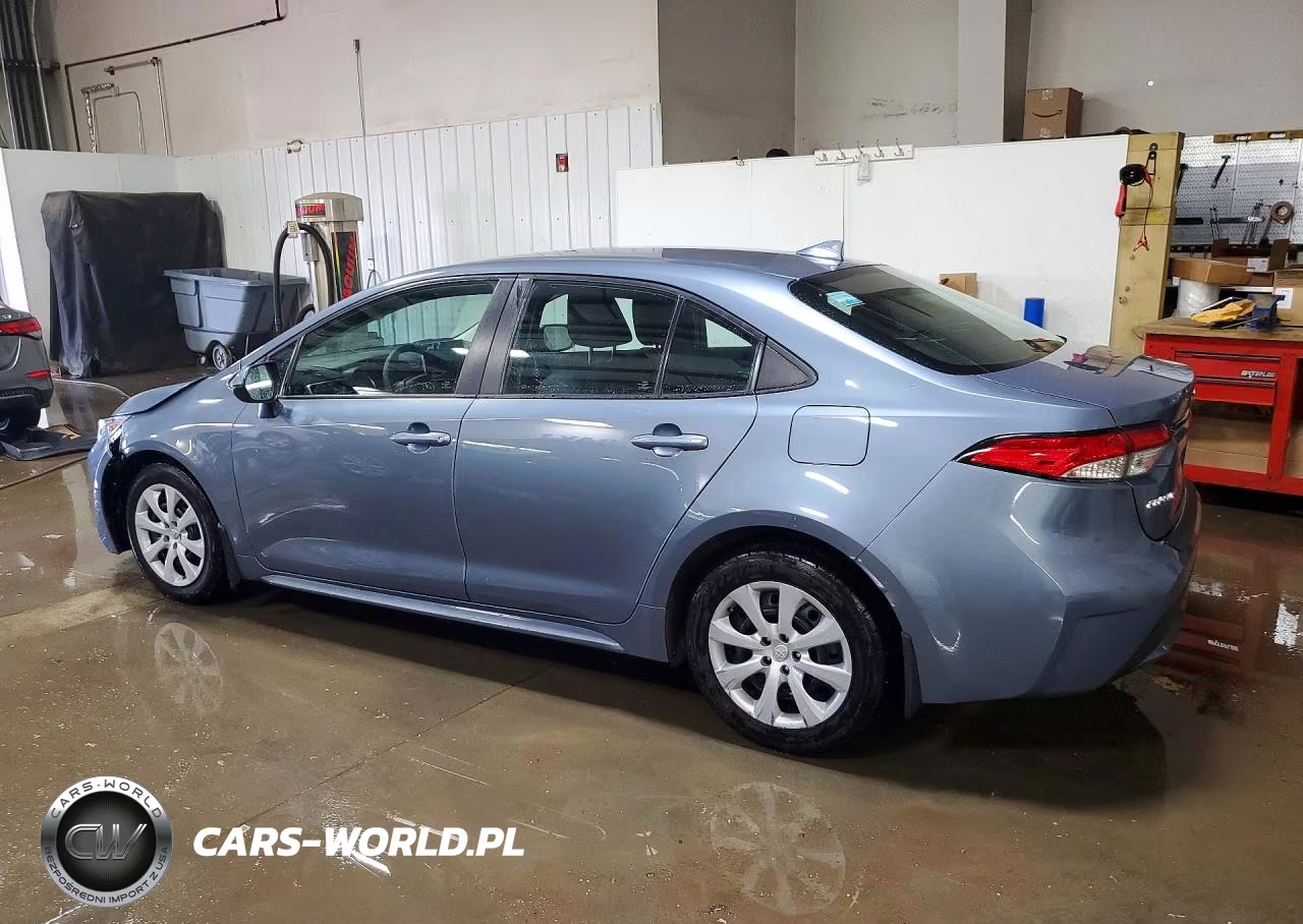 2021 Toyota Corolla Le VIN:5YFEPMAE2MP147936 - 2