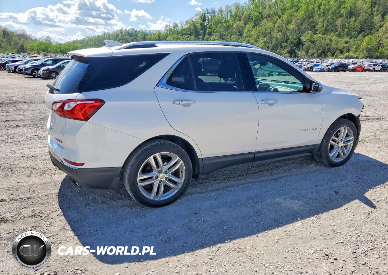 2018 Chevrolet Equinox Premier VIN:2GNAXWEX3J6151150 - 3