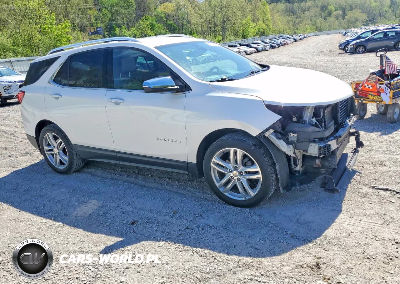 2018 Chevrolet Equinox Premier VIN:2GNAXWEX3J6151150 - 4