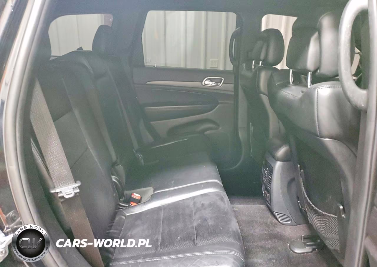 2018 Jeep Grand Cherokee Laredo VIN:1C4RJFAG2JC336882 - 11