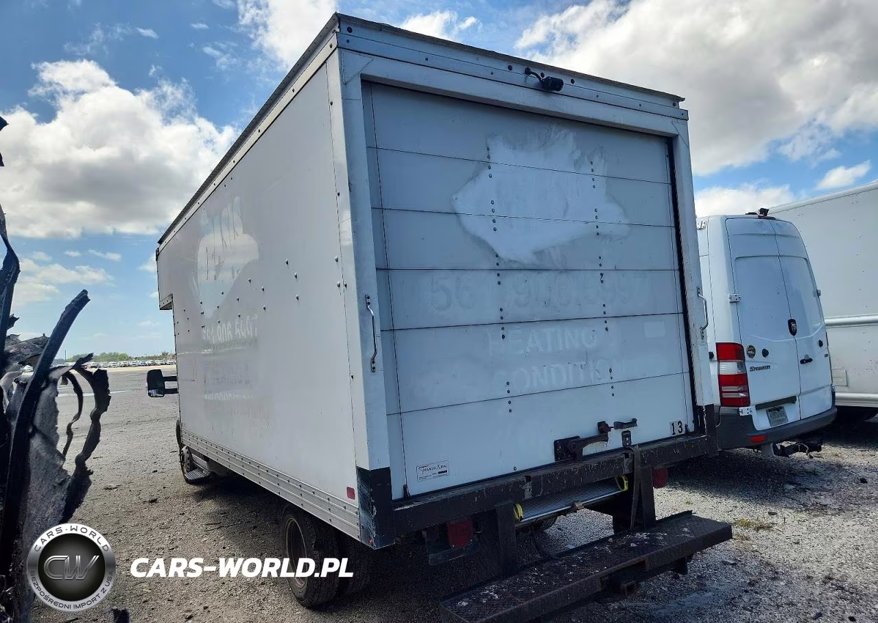 2020 Ford Transit T-350 Box Truck VIN:1FDRS6ZG4LKB36446 - 3