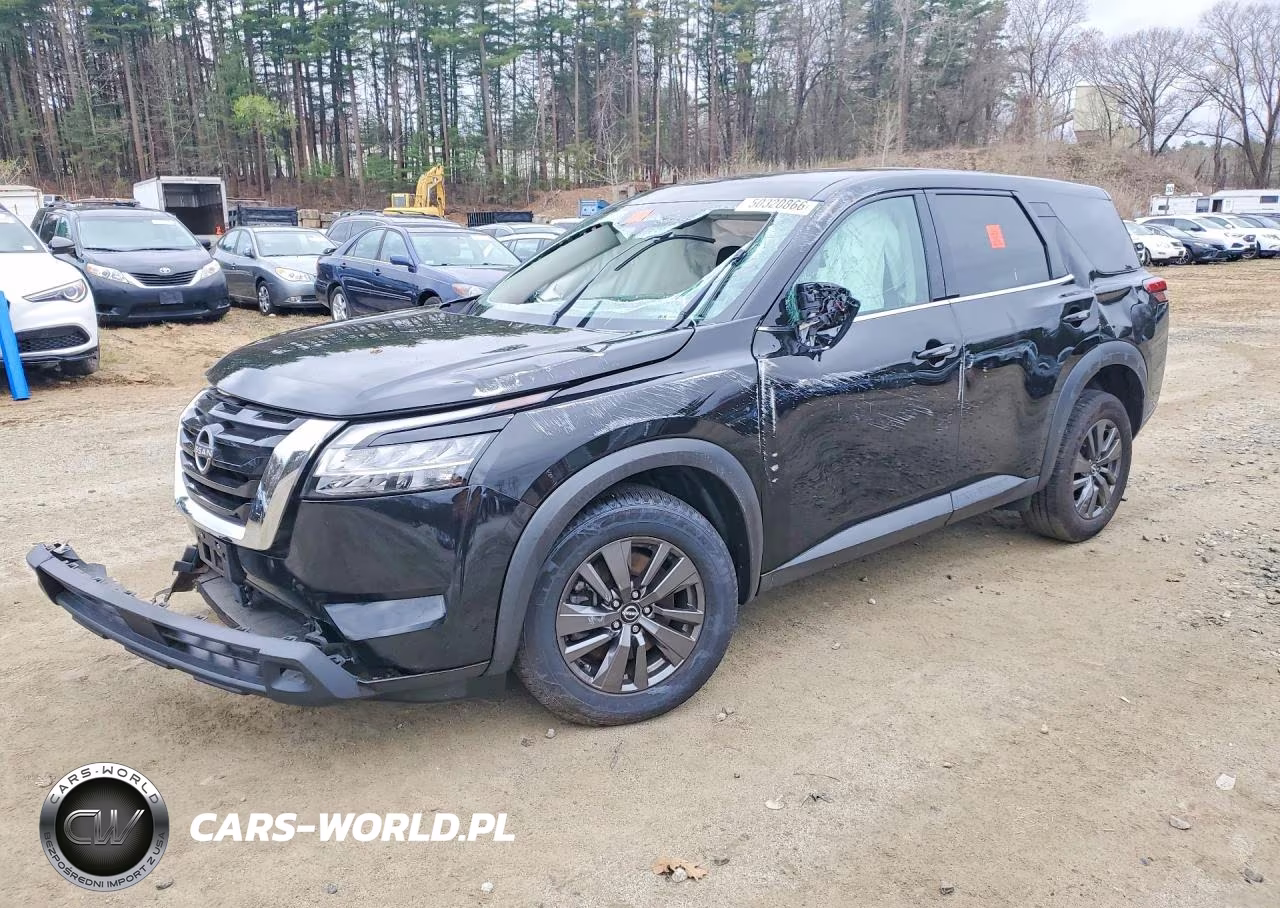2022 Nissan Pathfinder S