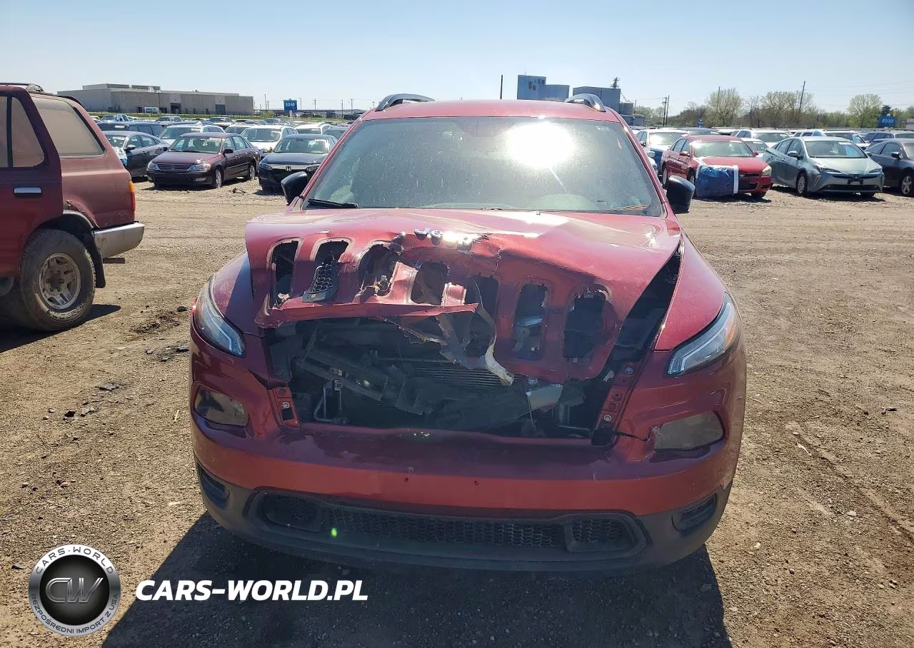 2017 Jeep Cherokee Sport VIN:1C4PJMABXHW654273 - 5