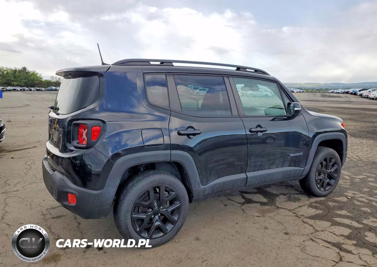 2018 Jeep Renegade Latitude VIN:ZACCJBBB4JPG96622 - 3