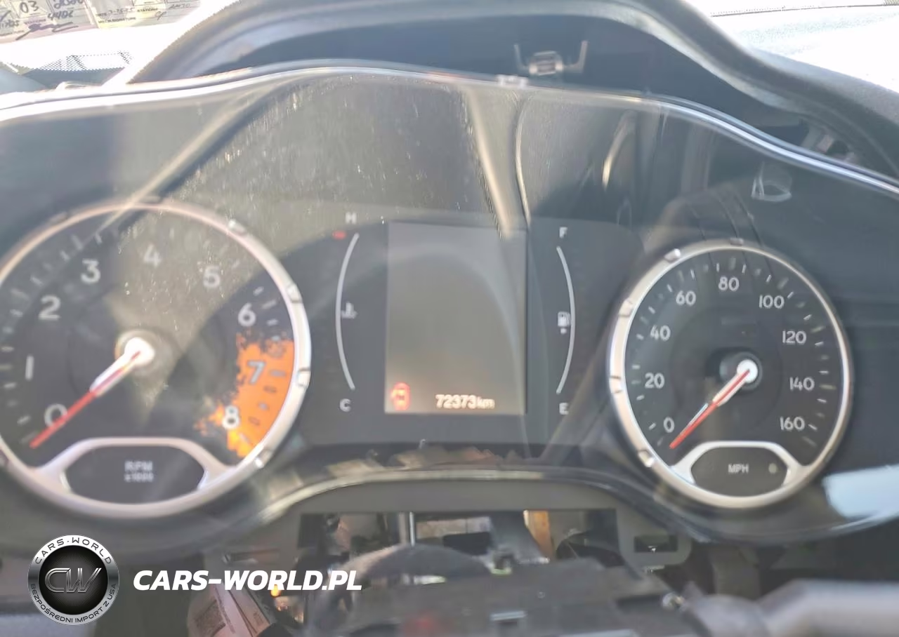2018 Jeep Renegade Latitude VIN:ZACCJBBB4JPG96622 - 9