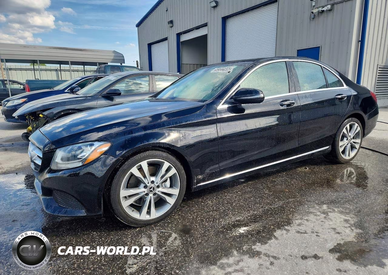 2018 Mercedes-Benz C 300