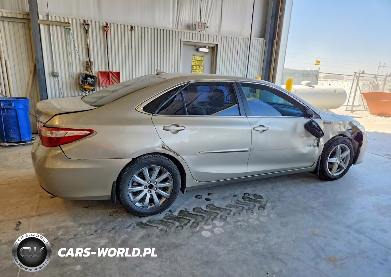 2017 Toyota Camry Hybrid Xle VIN:4T1BD1FK8HU220305 - 3