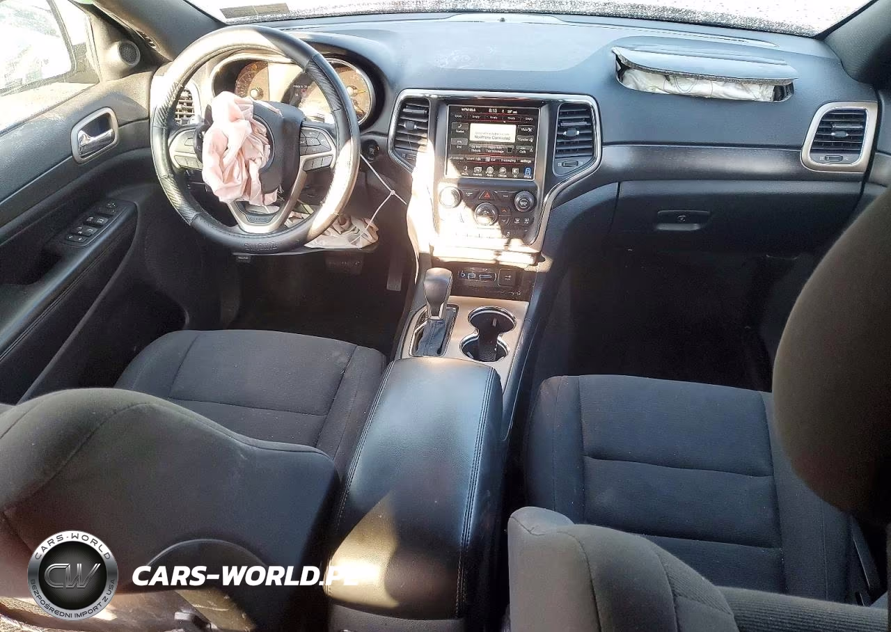 2016 Jeep Grand Cherokee Laredo VIN:1C4RJFAG3GC426132 - 8