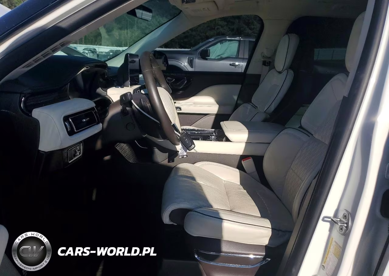 2020 Lincoln Aviator Black Label Grand Touring VIN:5LMYJ9YY3LGL32081 - 7