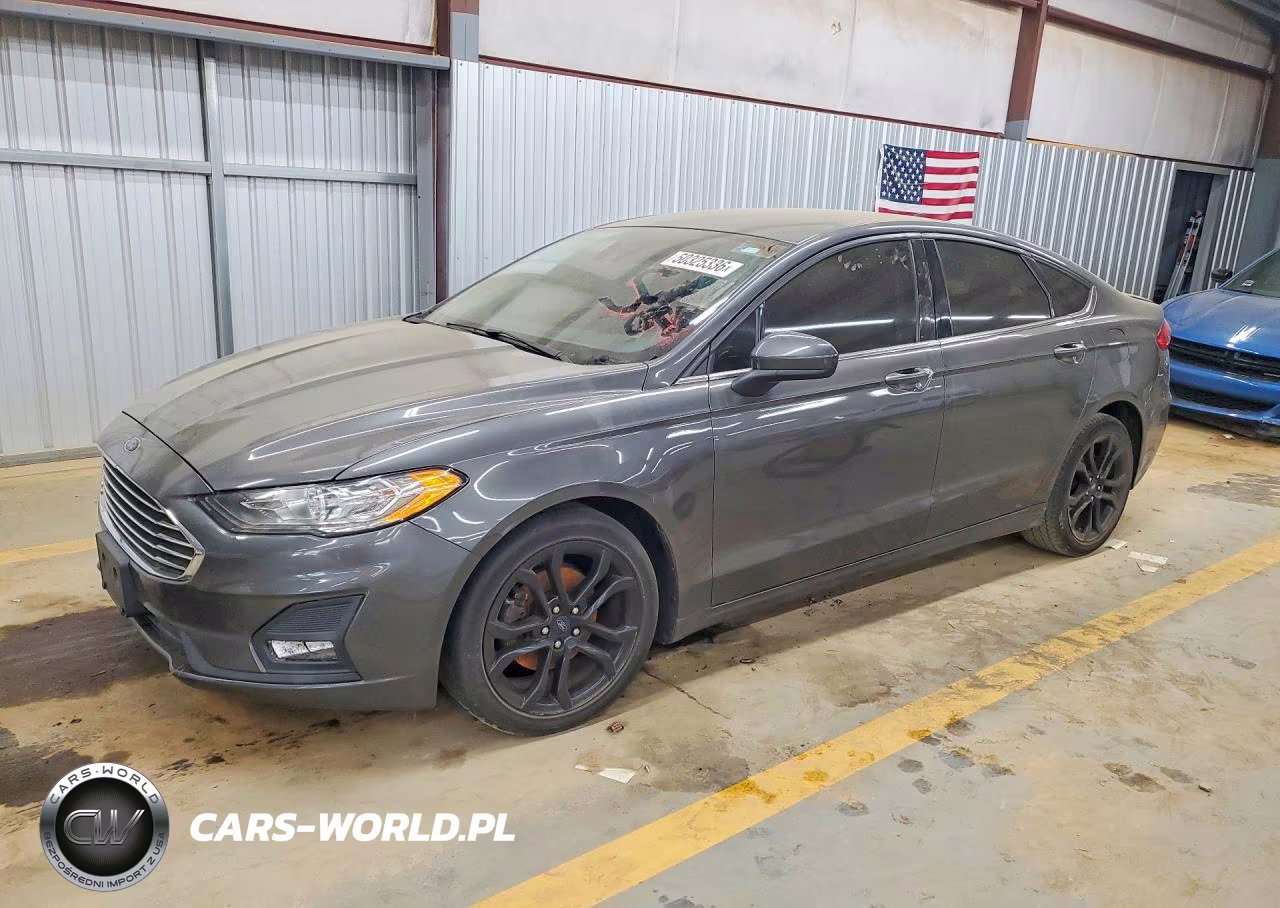 2020 Ford Fusion Se