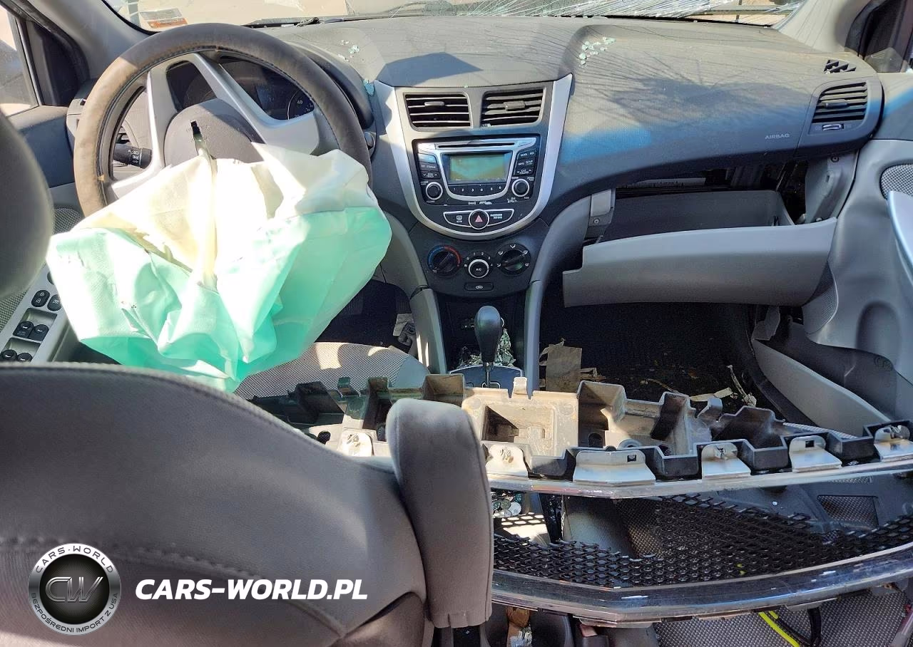2013 Hyundai Accent Gls VIN:KMHCT4AE4DU375549 - 8
