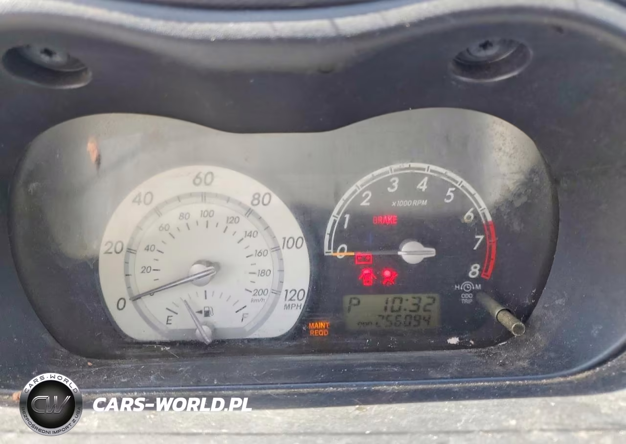 2004 Toyota Scion Xb VIN:JTKKT604240045249 - 9