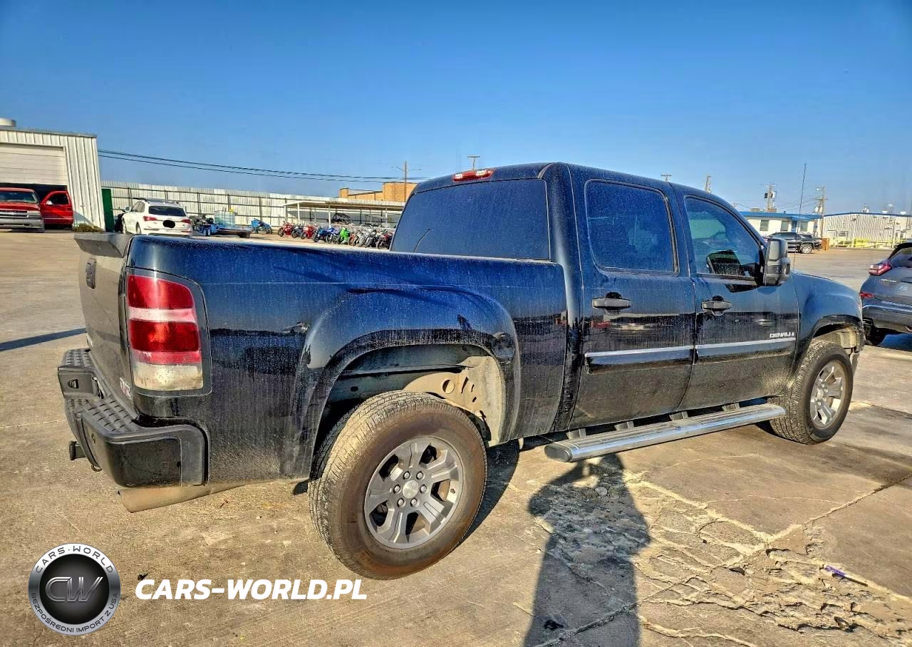 2007 GMC New Sierra Denali VIN:2GTEK638071707585 - 3