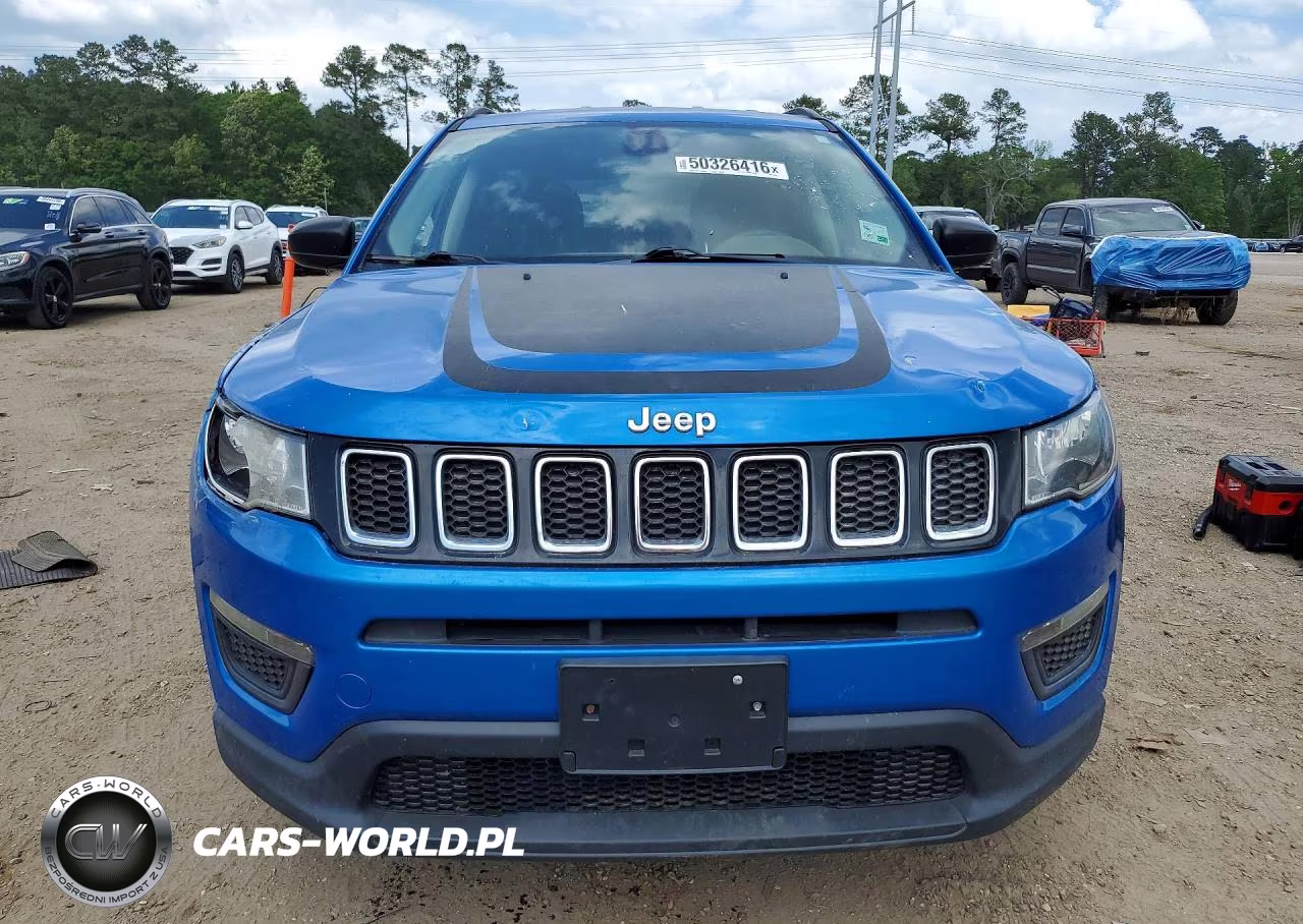 2018 Jeep Compass Sport VIN:3C4NJCAB0JT255109 - 5