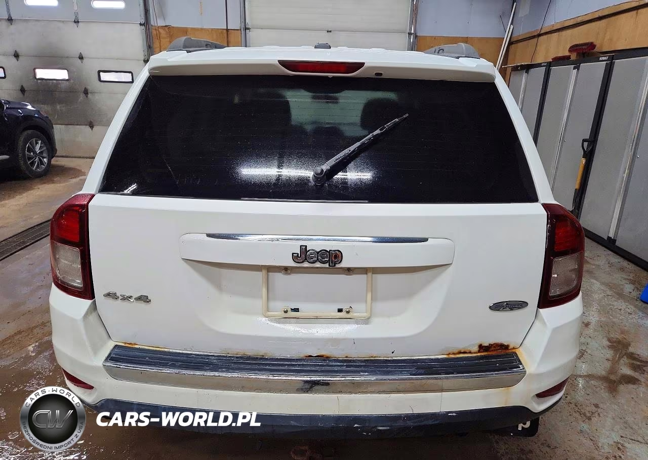 2015 Jeep Compass Latitude VIN:1C4NJDEB4FD291429 - 6