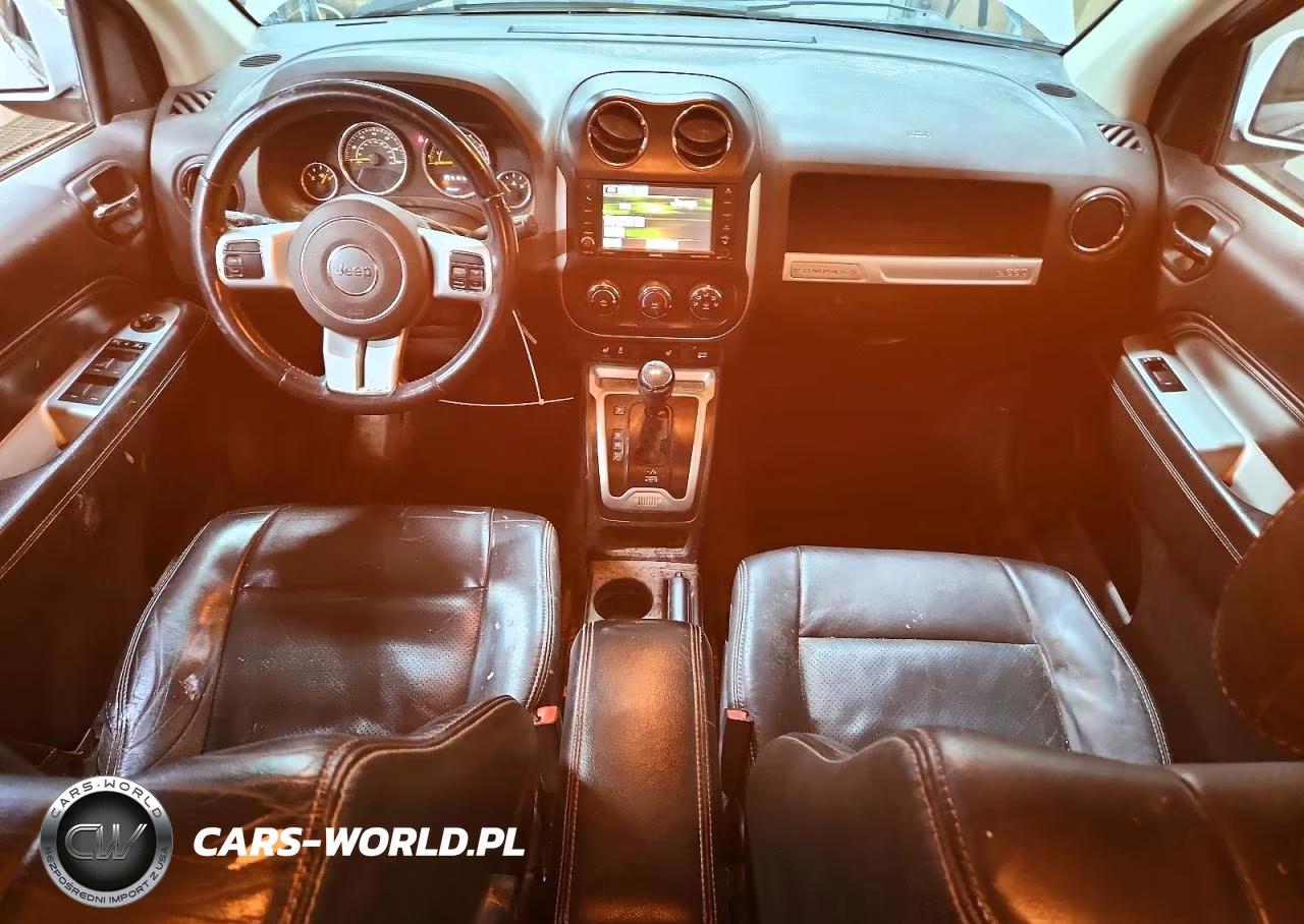2015 Jeep Compass Latitude VIN:1C4NJDEB4FD291429 - 8