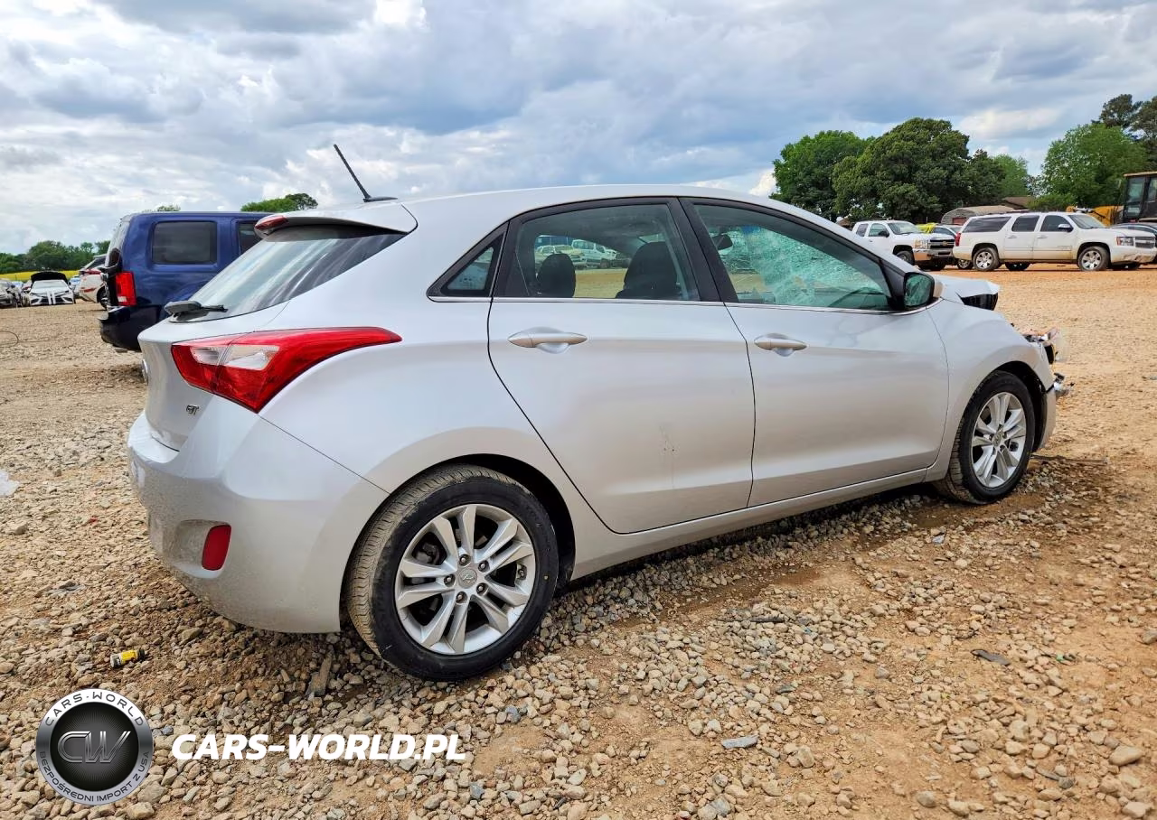 2014 Hyundai Elantra Gt Base VIN:KMHD35LH7EU229584 - 3