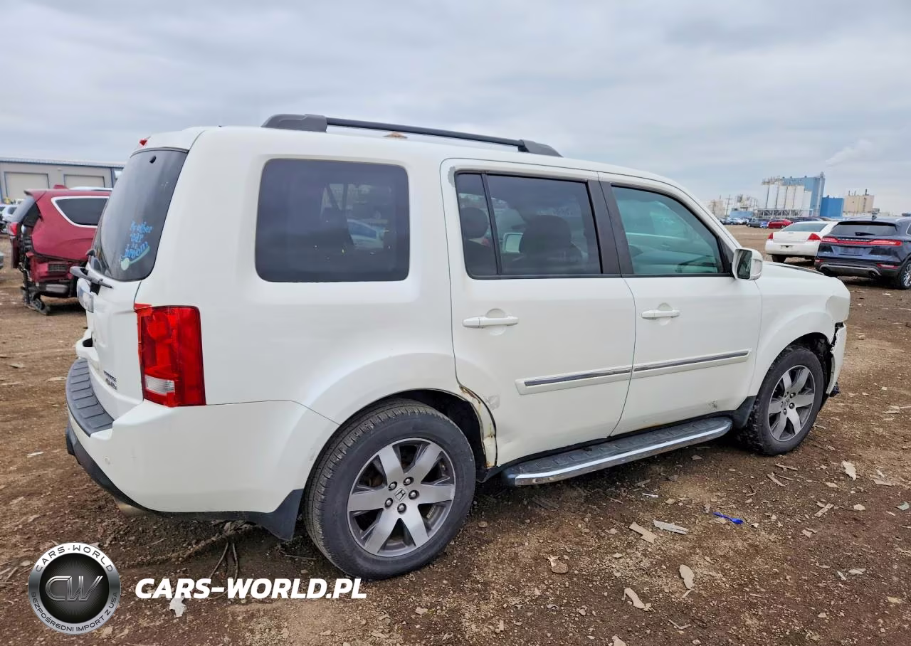 2013 Honda Pilot Touring VIN:5FNYF4H91DB021104 - 3