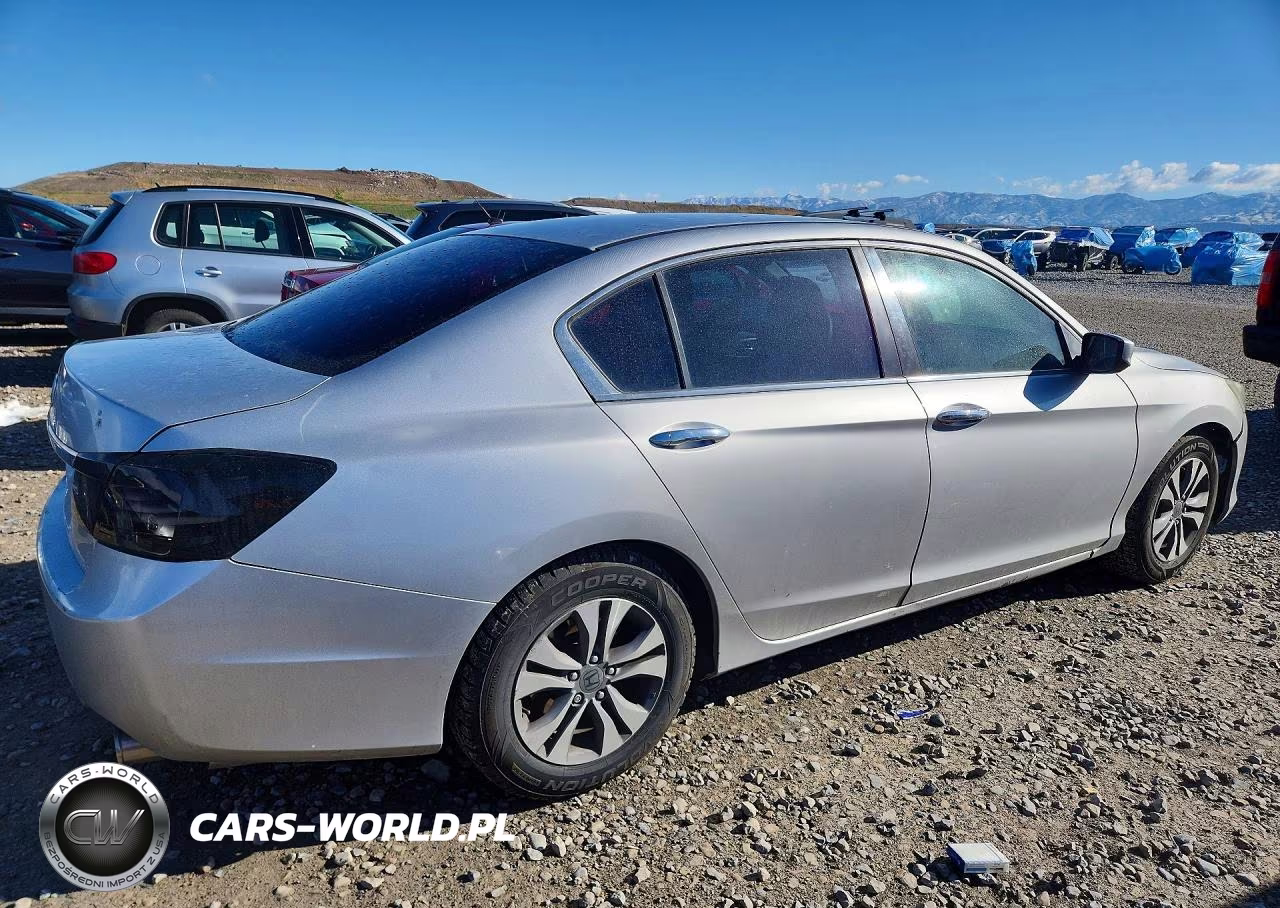 HONDA ACCORD LX VIN:1HGCR2F33DA184352 - 3