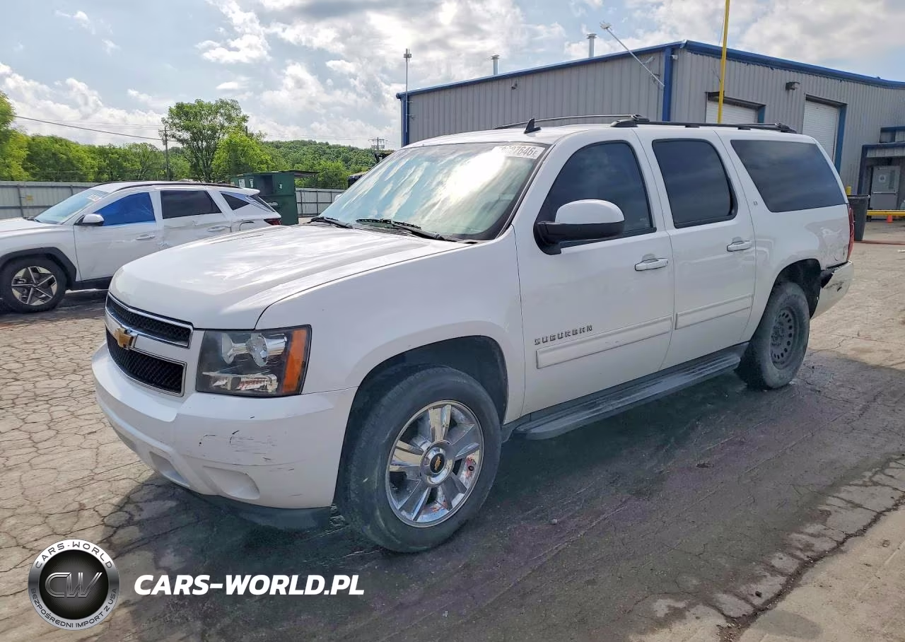 2013 Chevrolet Suburban C1500 Lt