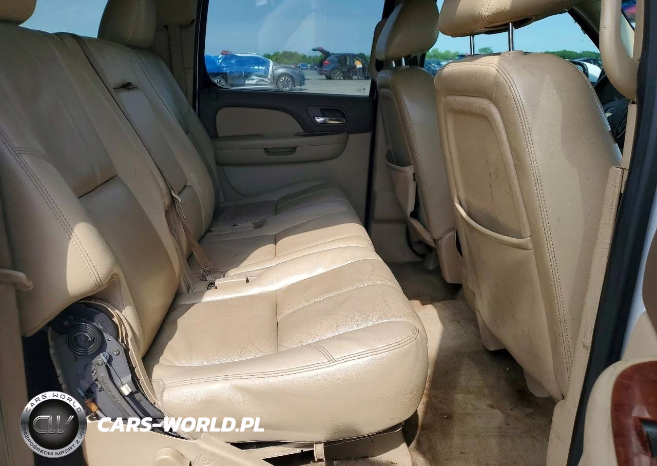 2013 Chevrolet Suburban C1500 Lt VIN:1GNSCJE03DR103811 - 11