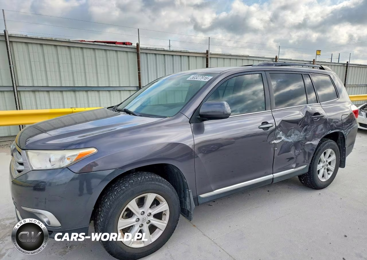 2013 Toyota Highlander Se