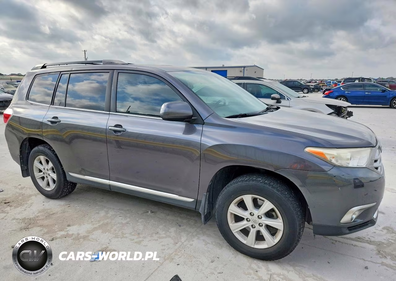 2013 Toyota Highlander Se VIN:5TDZK3EHXDS115323 - 4