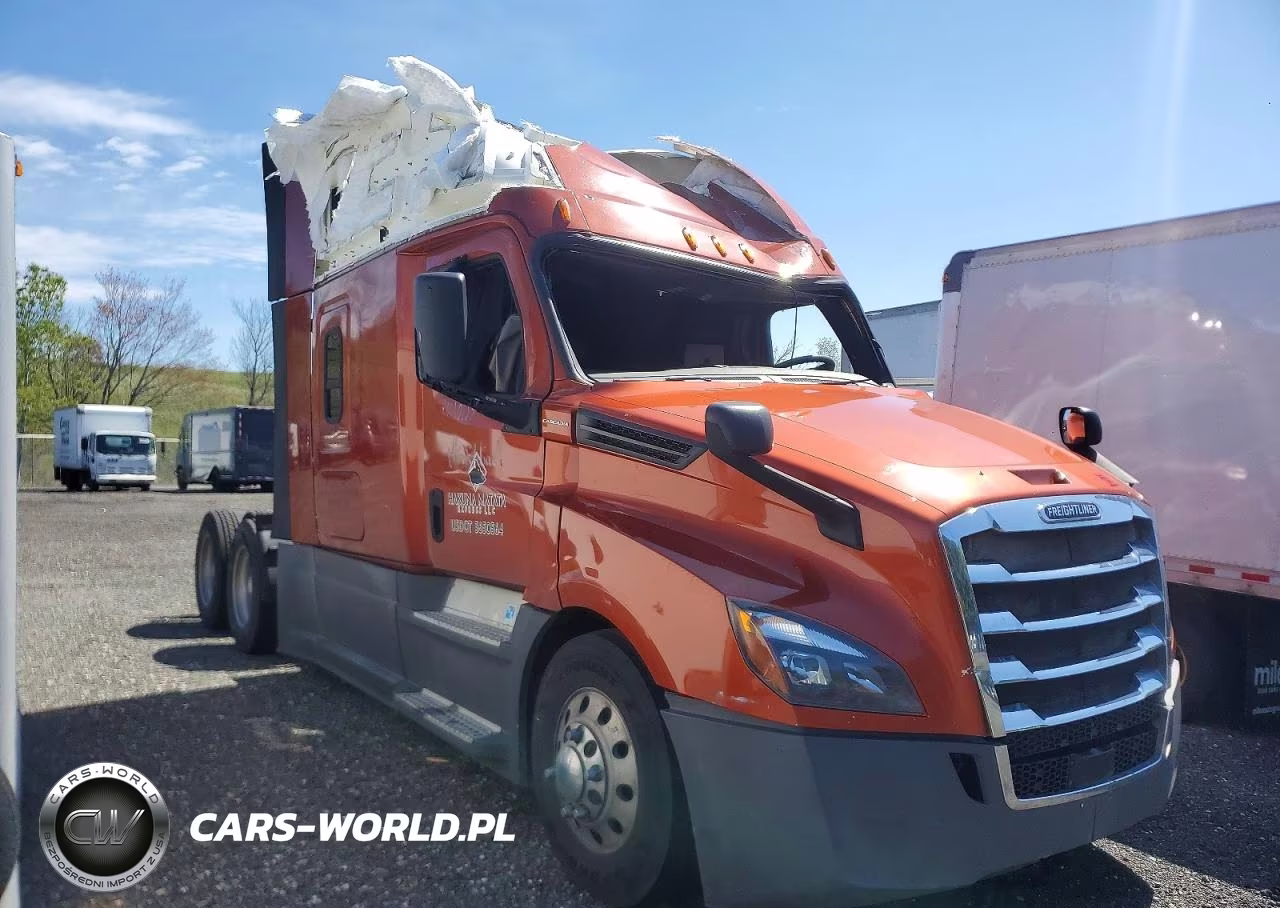 2018 Freightliner Cascadia 126
