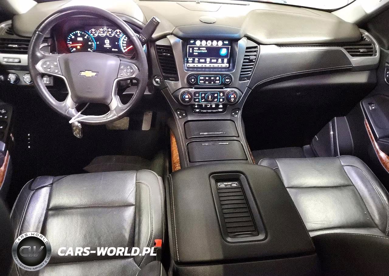 2018 Chevrolet Suburban K1500 Premier VIN:1GNSKJKCXJR296567 - 8